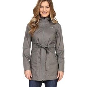North Face Raincoat w/Belt